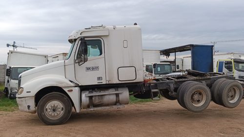 FREIGHTLINER CL 120