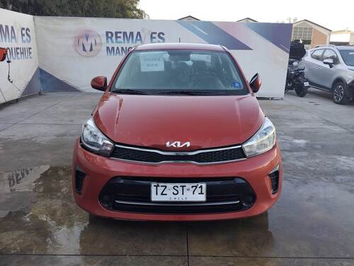 KIA  SOLUTO 1.4 MPI 5MT