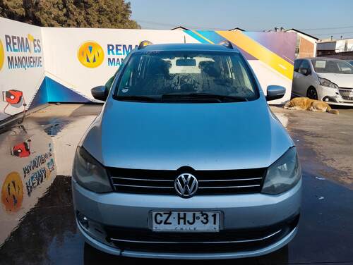 VOLKSWAGEN  SURAN HIGHLINE