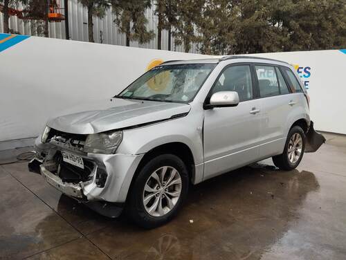 SUZUKI GRAND NOMADE GLX SPORT 2.4