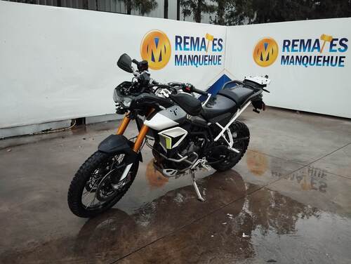 TRIUMPH TIGER 900 RALLY