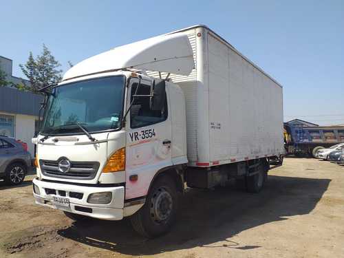 HINO GD 1 JLUA